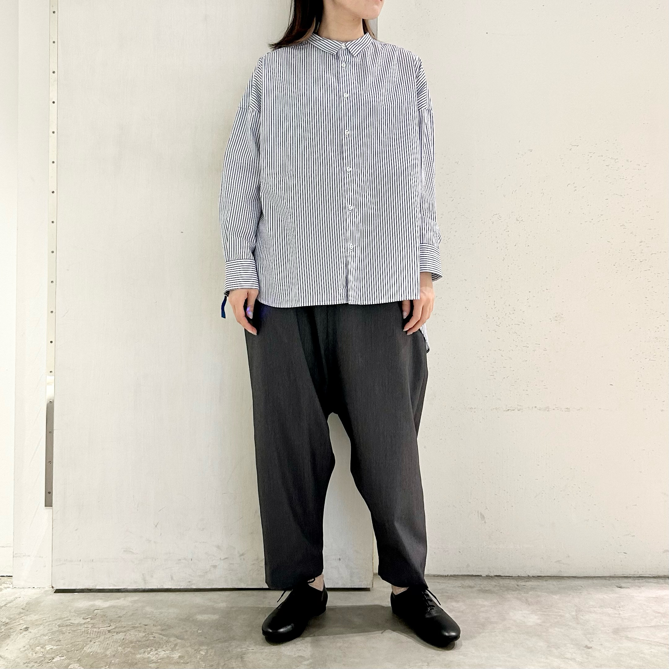 【吉祥寺パルコ店】シンプルながら小技が効いたシャツ登場＊