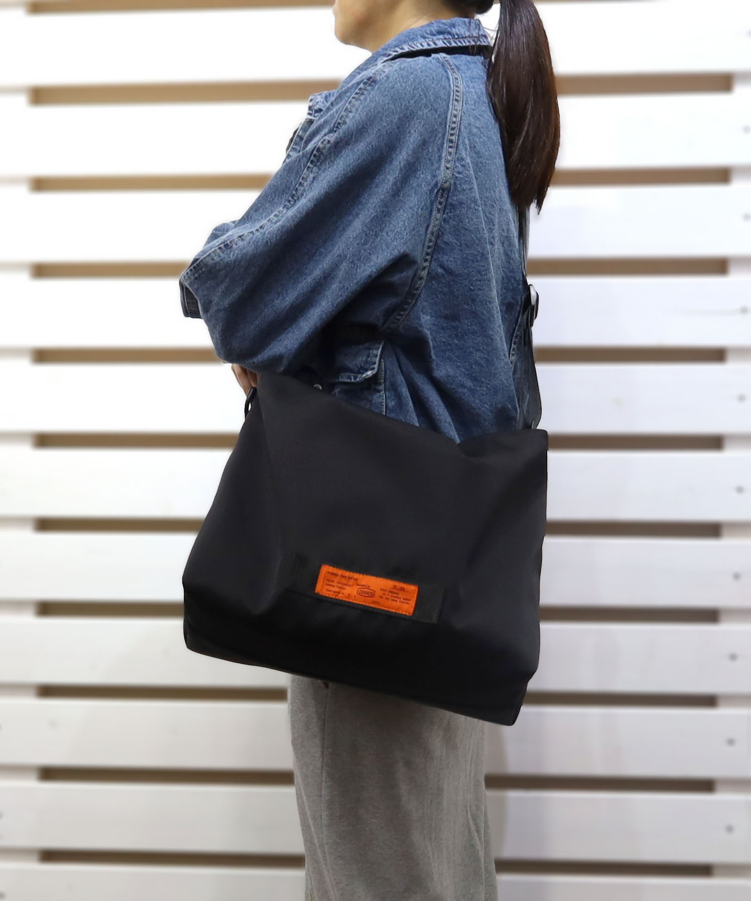 orange tag 撥水ショルダーバッグ/A4対応