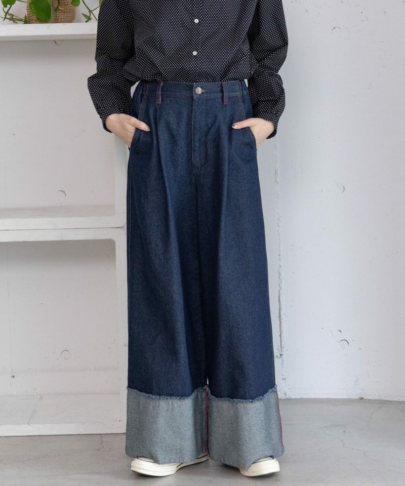 裾ロールアップデザインデニムパンツ