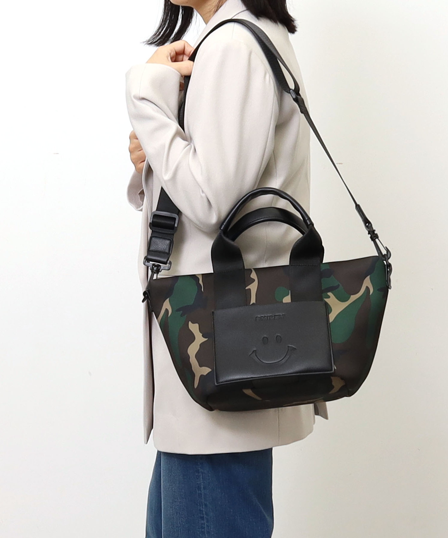 ＳＭＩＬＥＹ　ダイバー素材２ＷＡＹトートバッグ