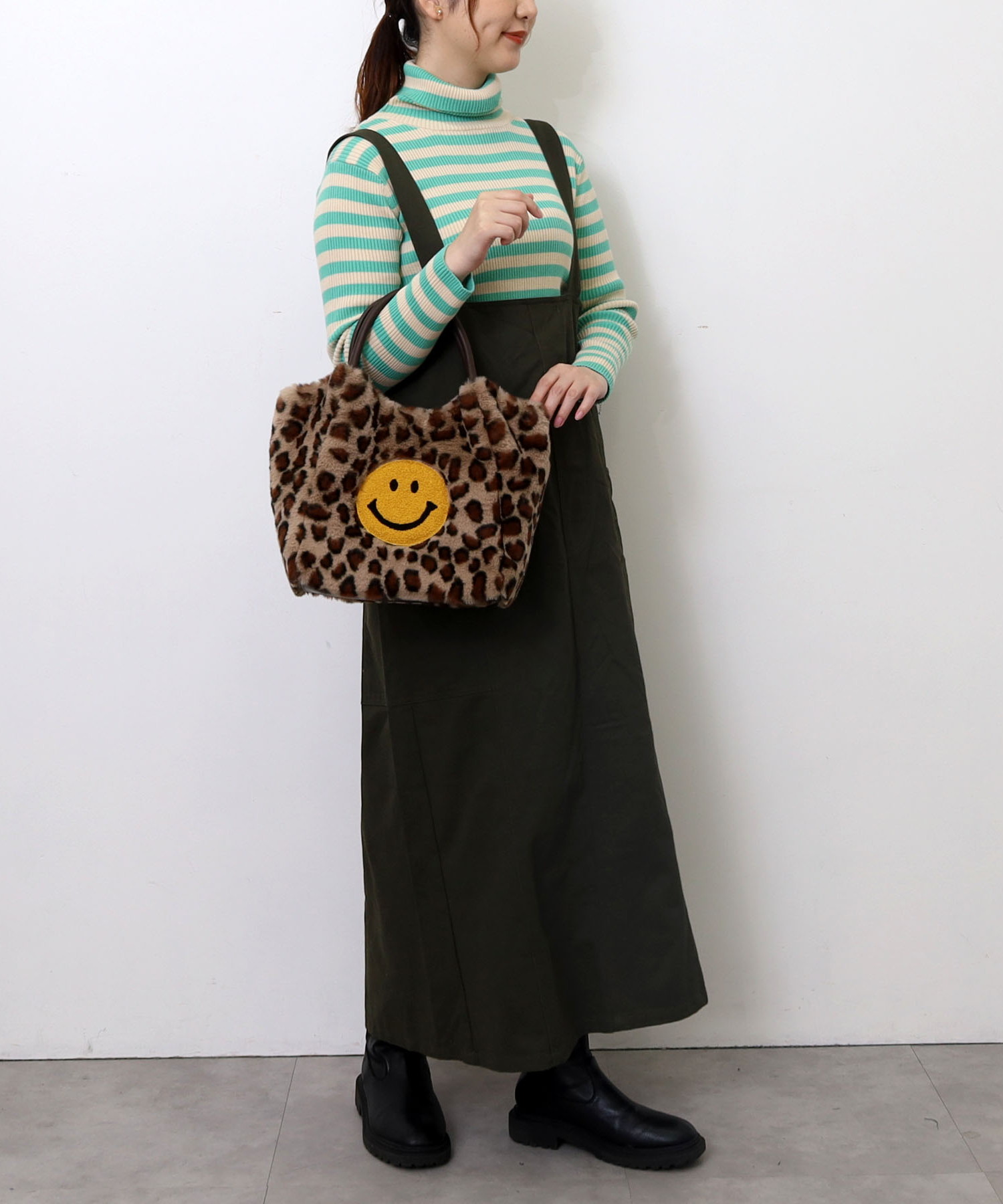 ＳＭＩＬＥＹ　サガラ刺繍ｘアニマル柄エコファートートバッグ