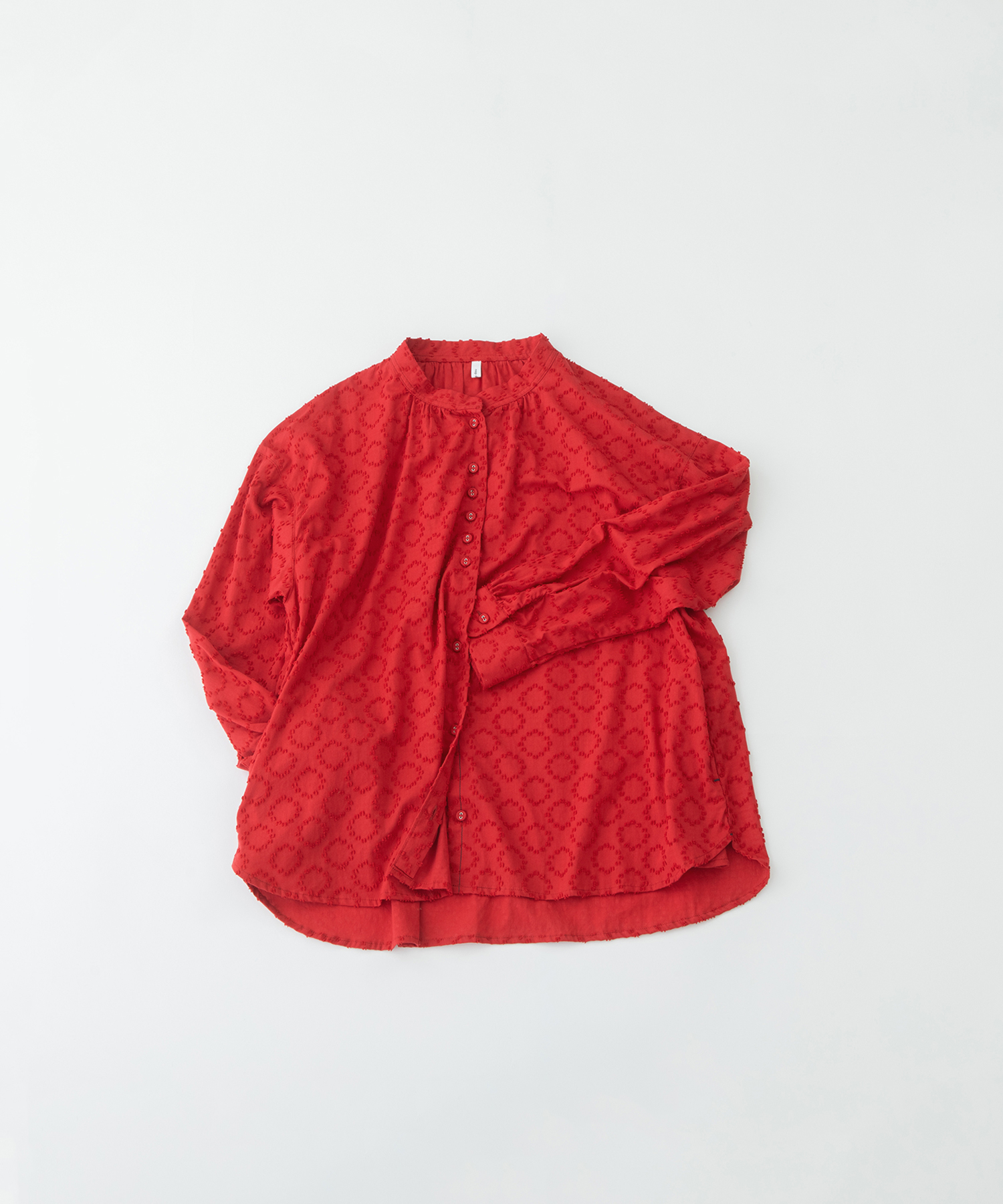 サークルスノーカットドビースタンドギャザーシャツ