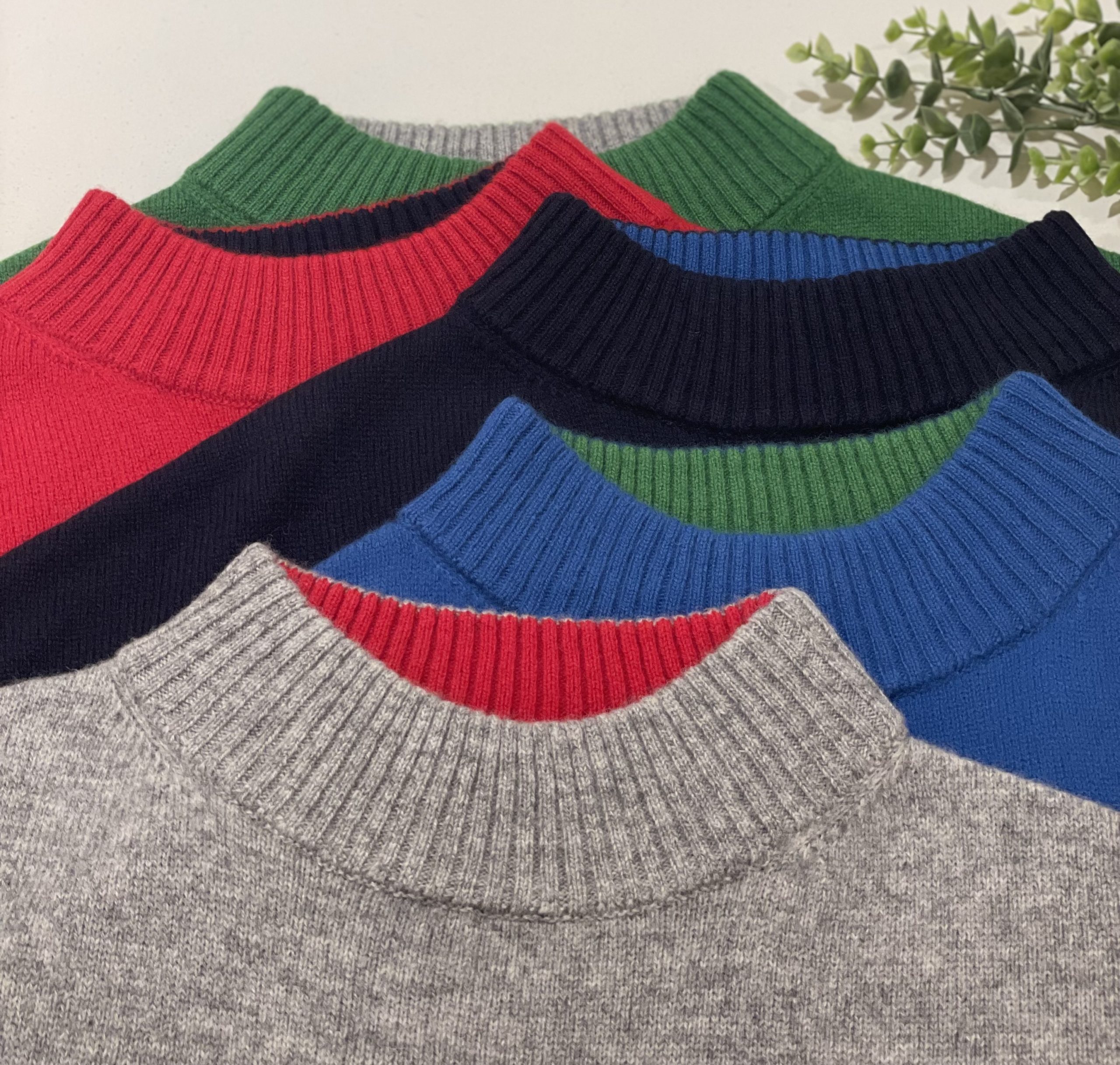 【なんばパークス店】カラフルで可愛いベストのご紹介です。