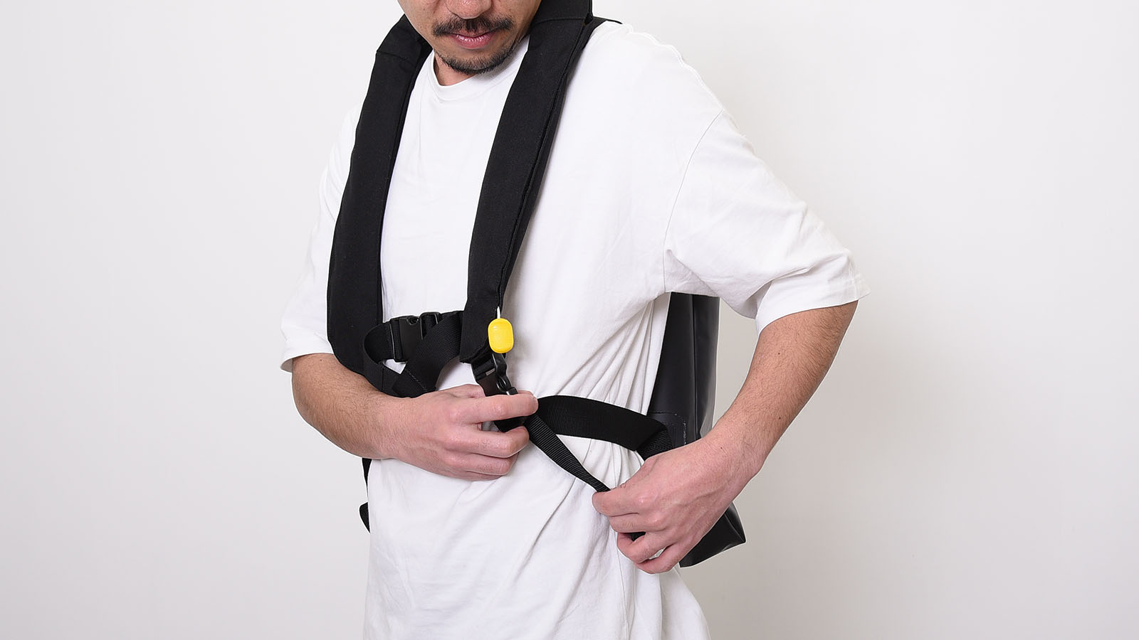 ライフジャケットの操作方法②