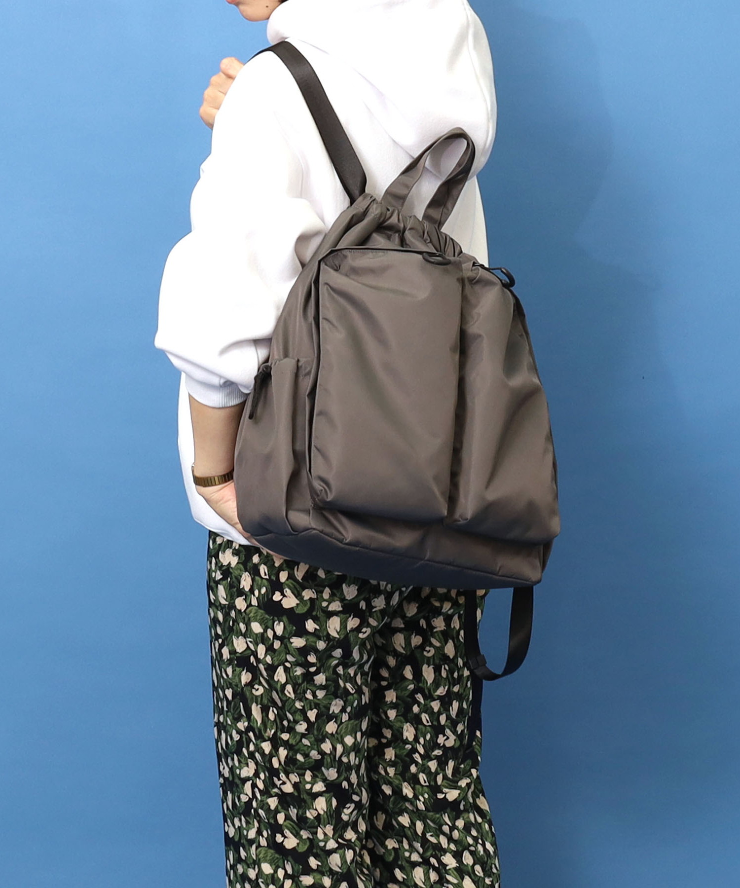 撥水ビッグポケット巾着リュック／Ａ４対応