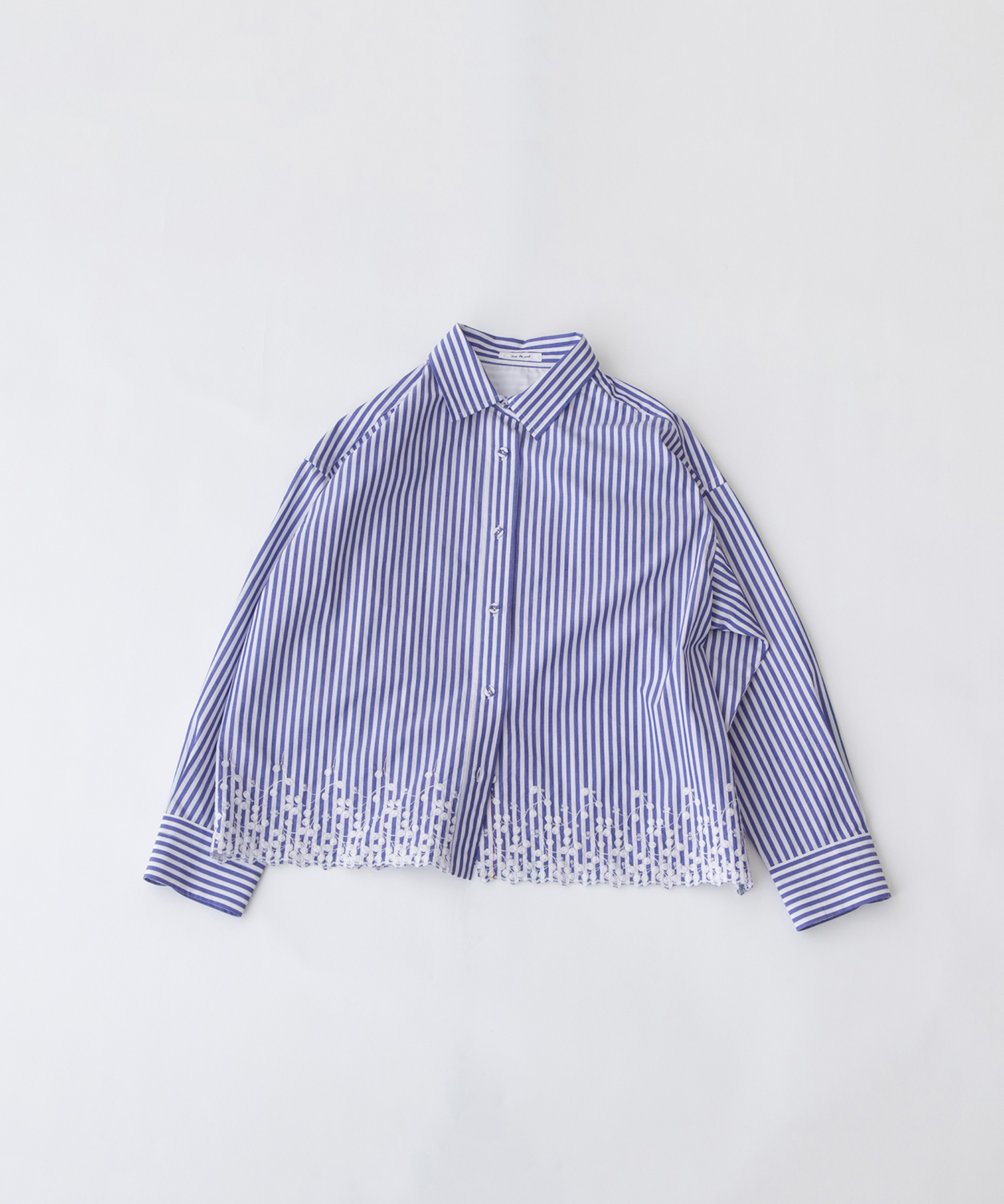 裾刺繍クロップドシャツ