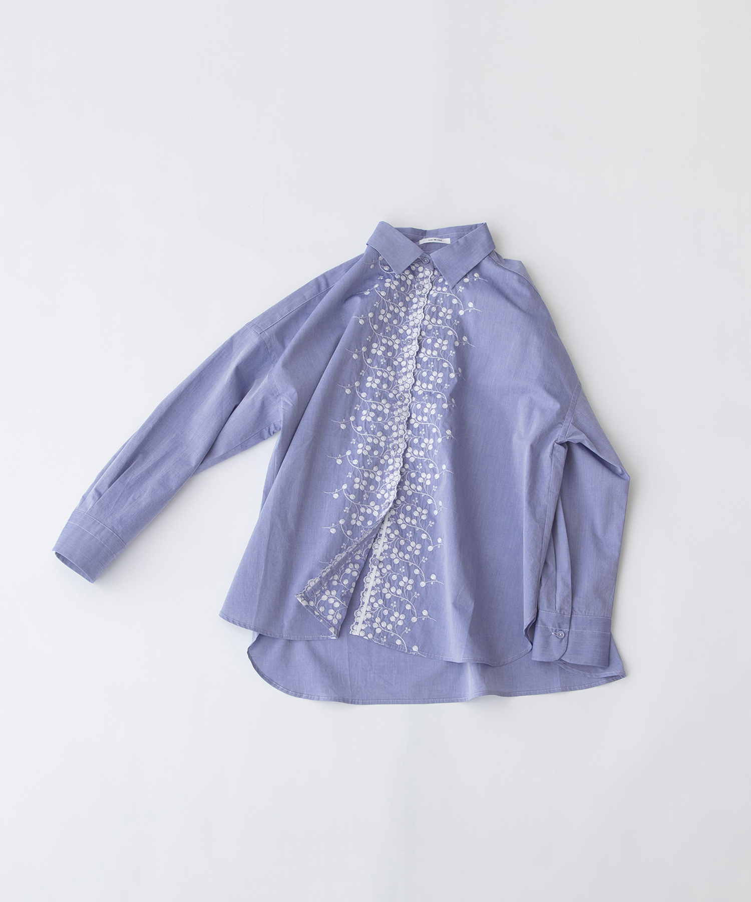 フロント刺繍オーバーサイズシャツ