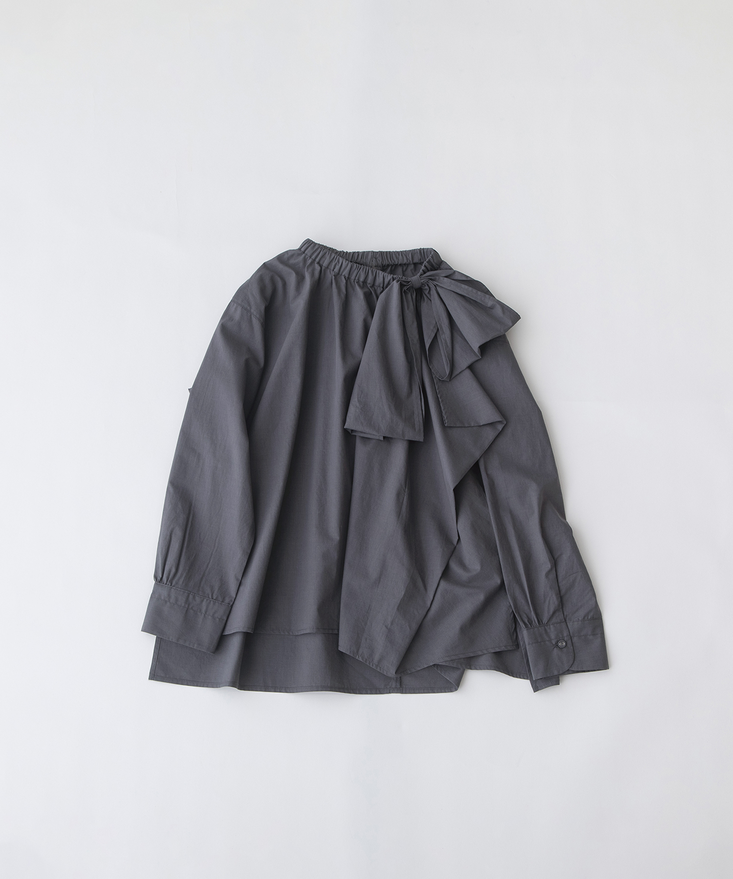 アシメトリーリボンブラウス