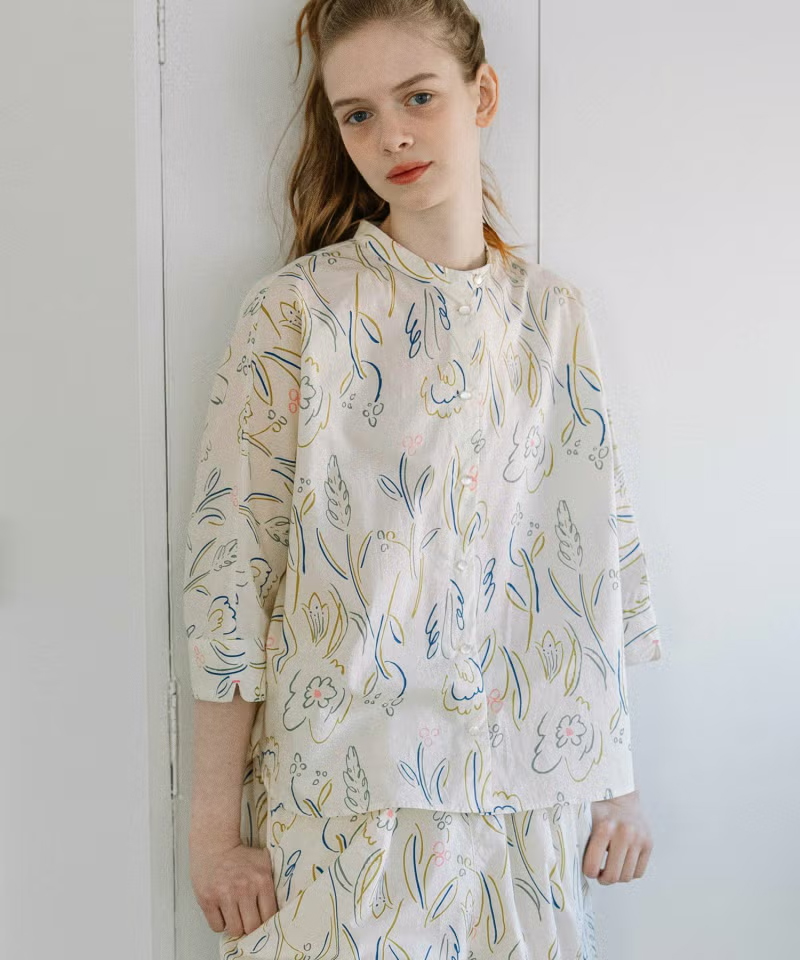 ダンシングフラワードルマンブラウス