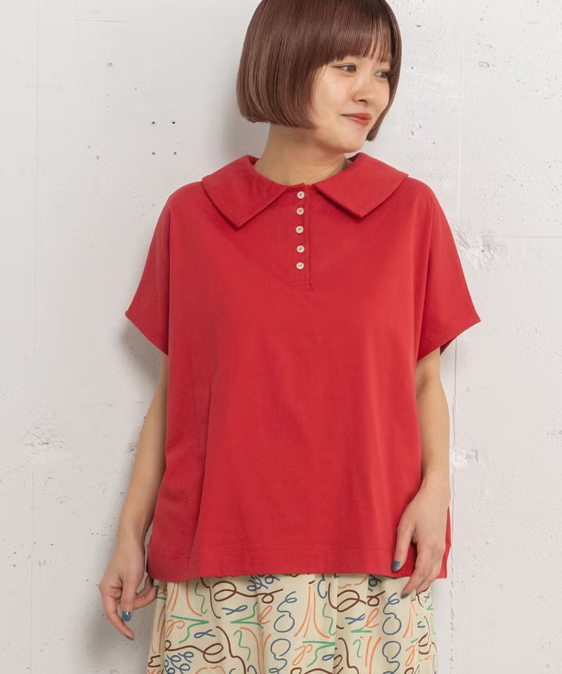 並びボタン衿つきトップス