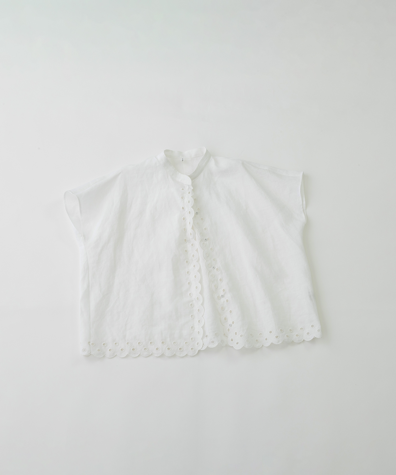 ラミー刺繍フレンチスリーブシャツ