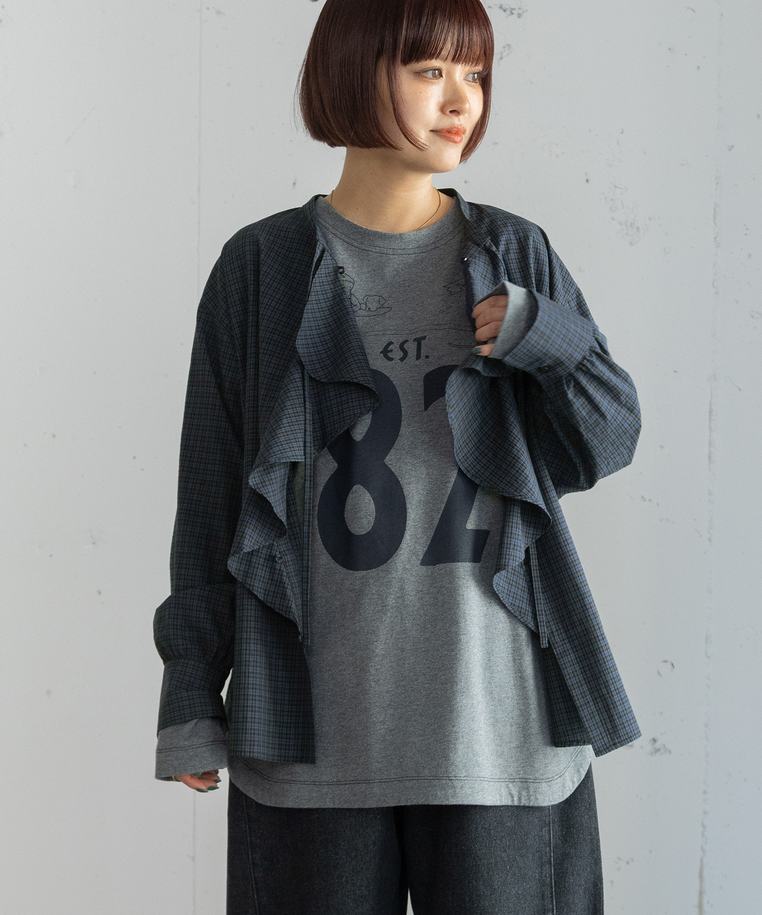 ラッフルカラーブラウス